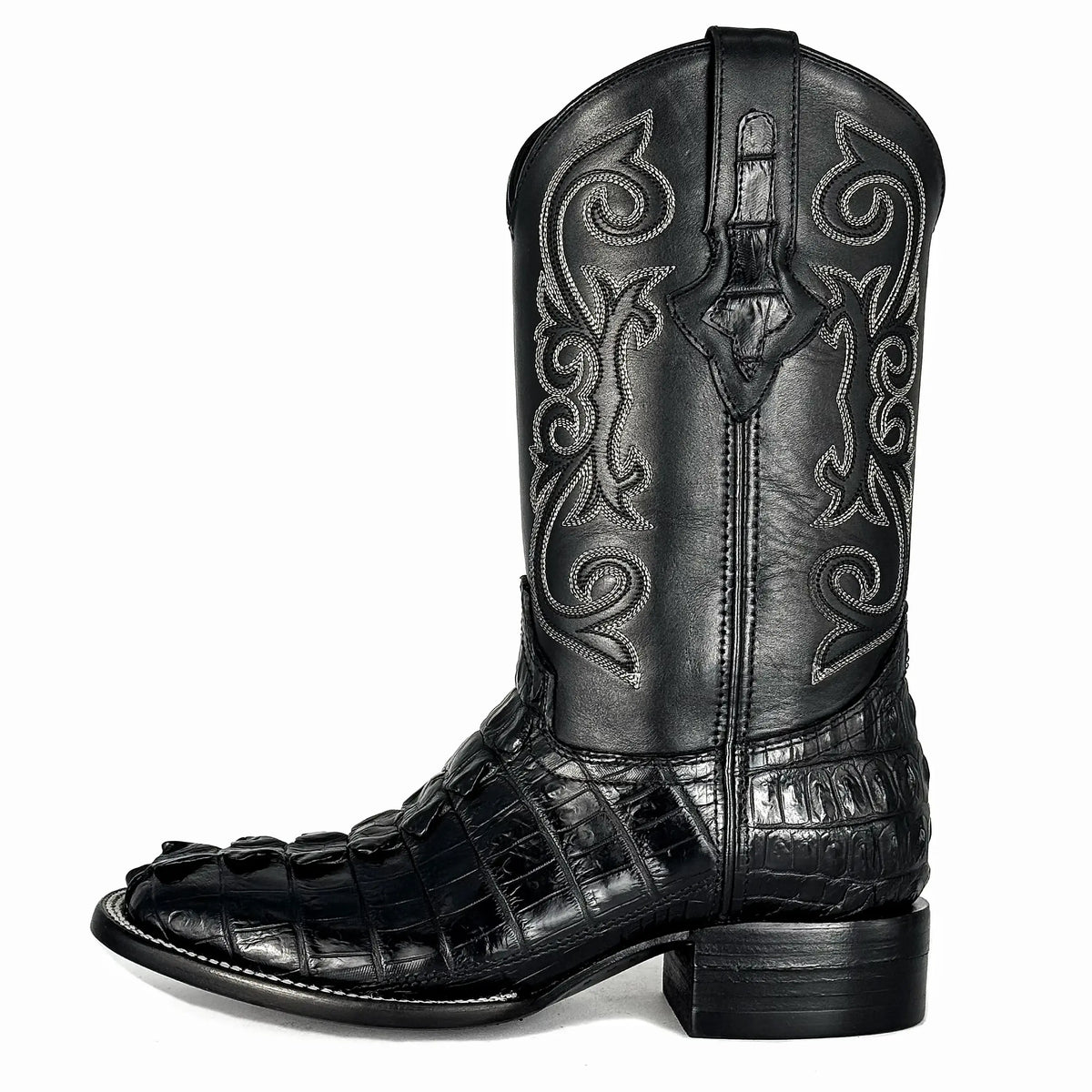 Cowboy Bulldog Cola de Cocodrilo Niloticus Negro