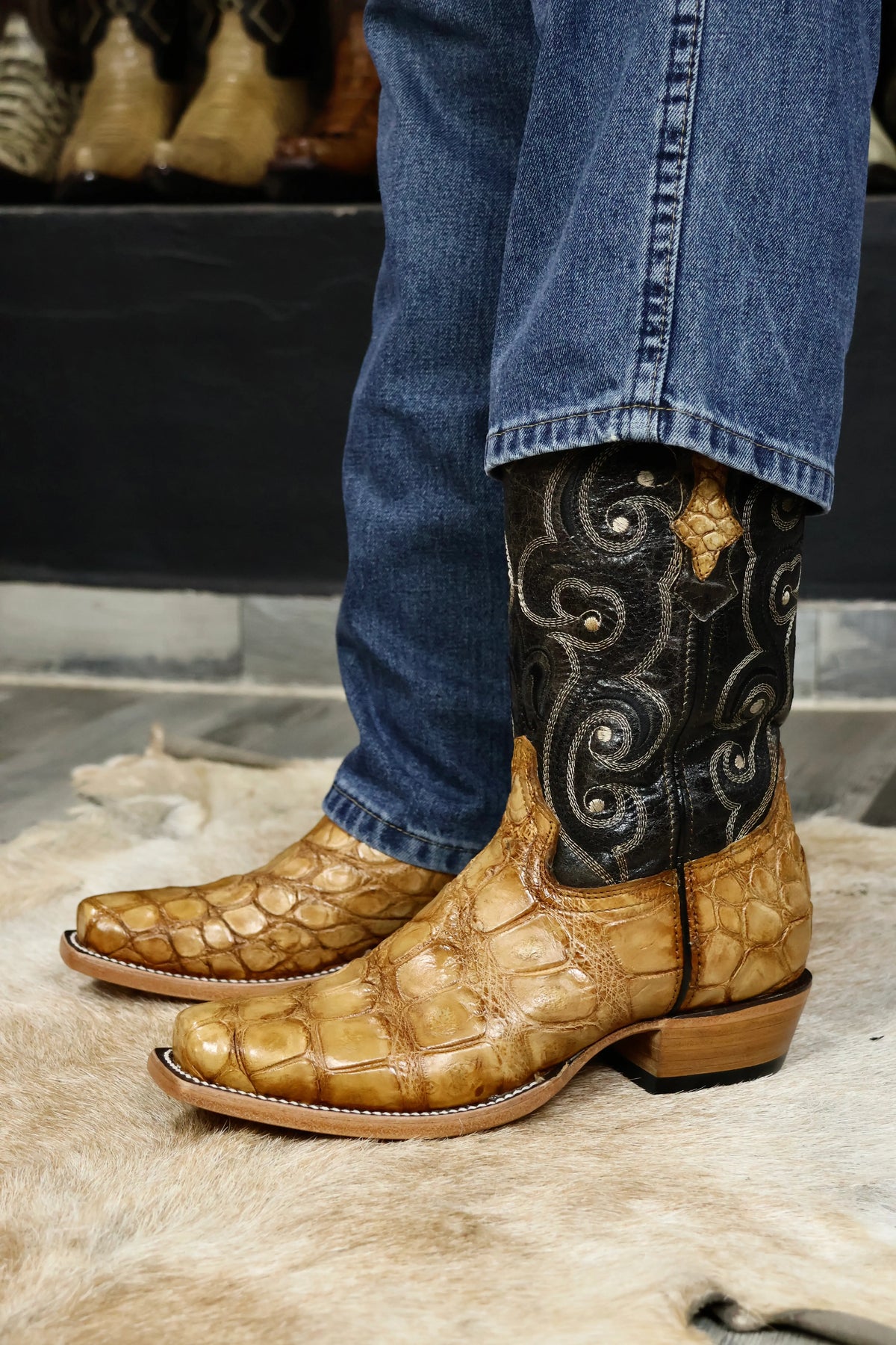 Cowboy Nevada Cocodrilo Alligator Beige