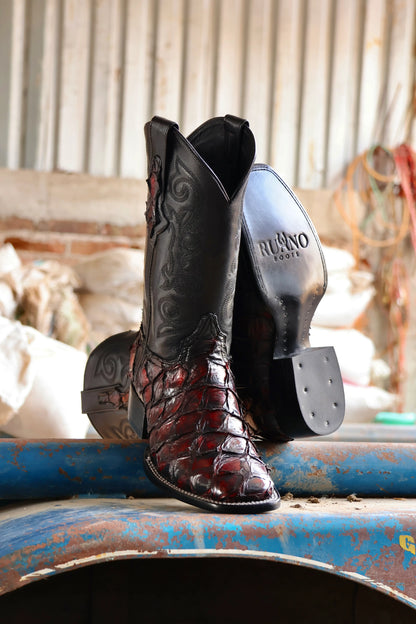 Cowboy Bulldog Pirarucu Black Cherry