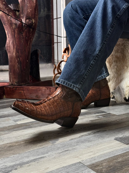 Cowboy Texana Cola Cocodrilo Cognac